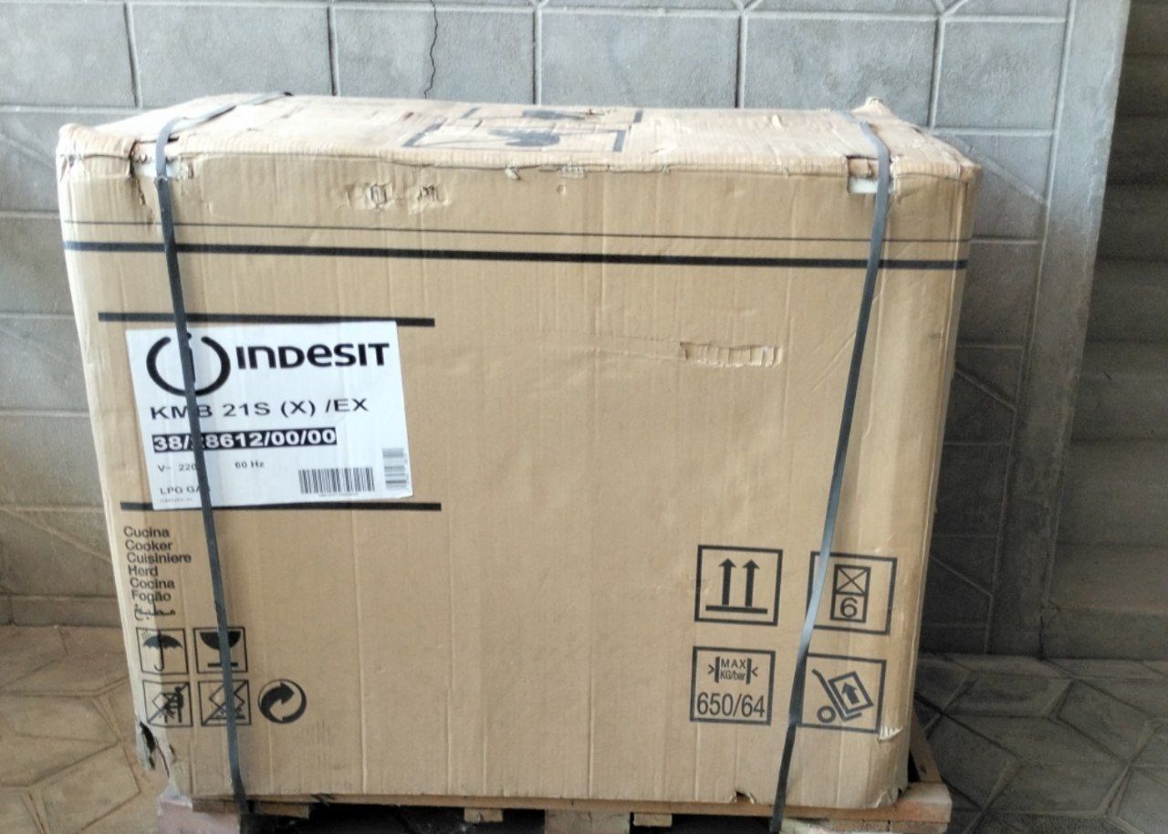 Indesit  газ плита Оригинал