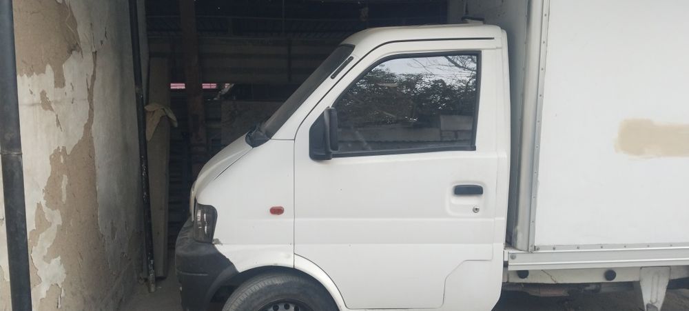 Донфен  2013 йил сотилади