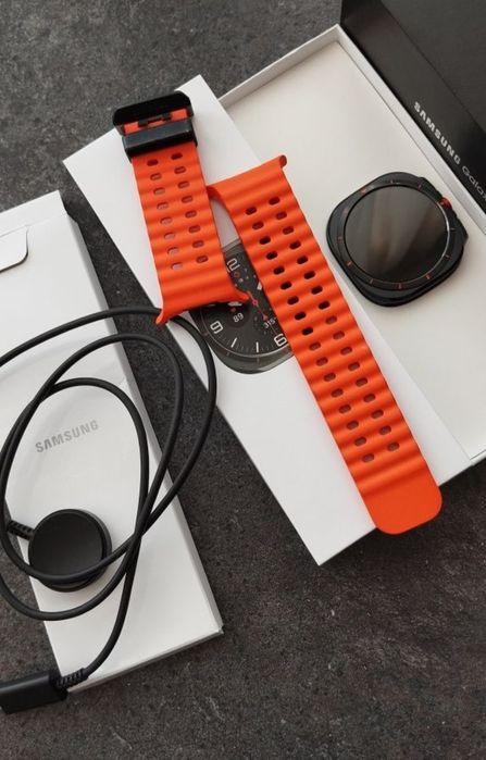 Vând galaxy watch ultra