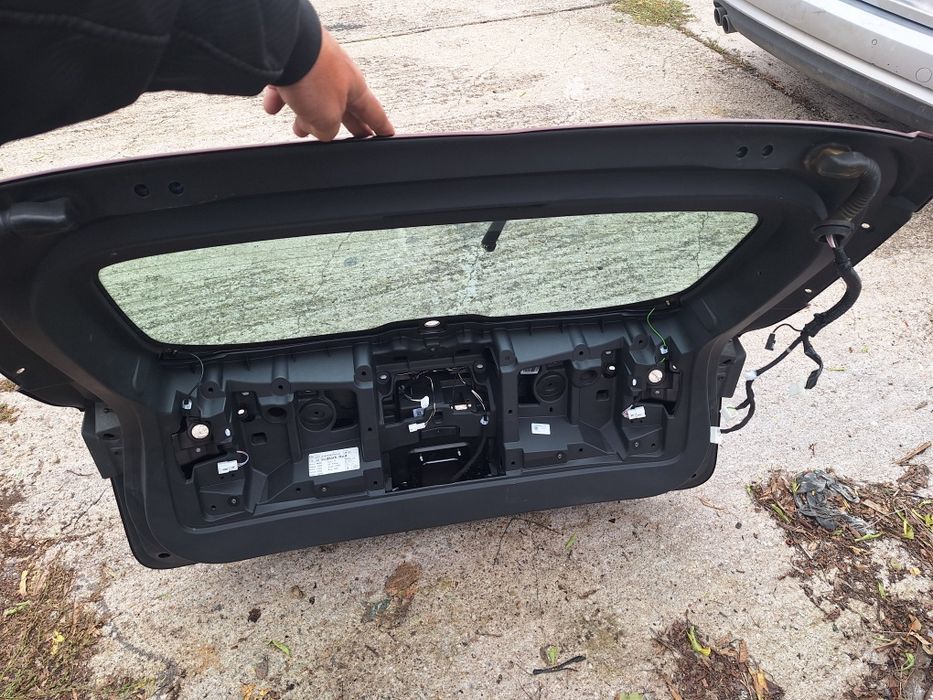 Заден Капак Със Стъкло За Nissan Qashqai J12  от 2021-2025 Година