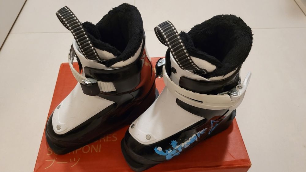 Vand clapari Atomic mondo 15-16