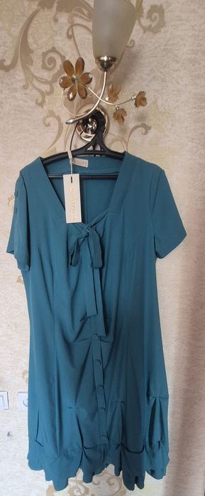 Продам платье новое 9000т