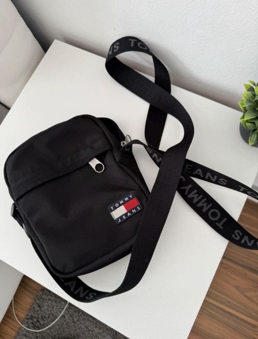 Borsetă Tommy Jeans