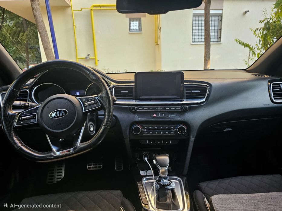 Kia Ceed Primul proprietar. Stare tehnica si estetica foarte buna. Garantie.