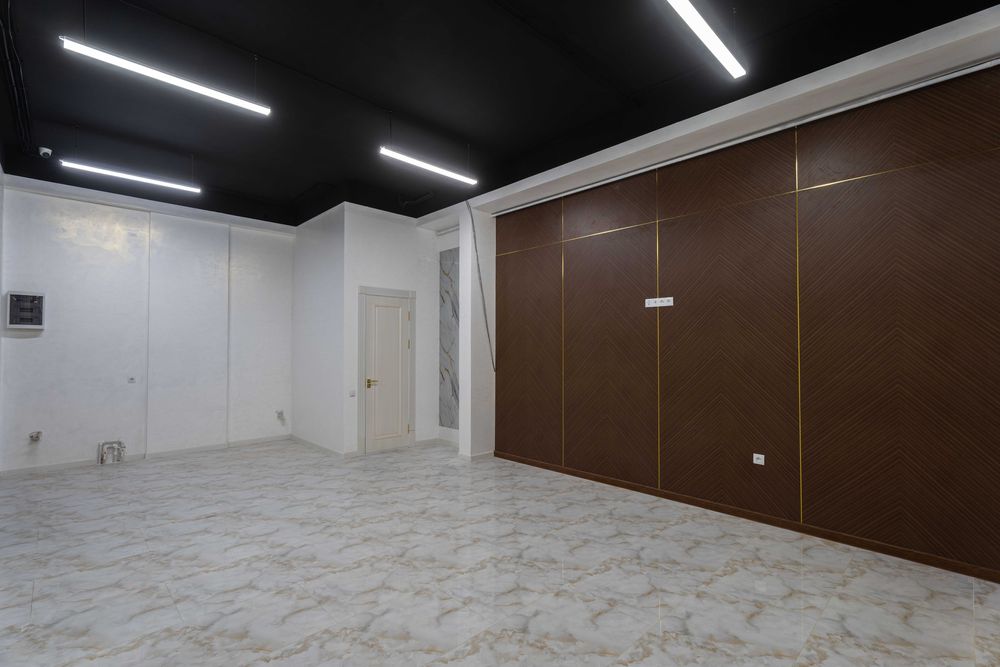 Продается нежилое помещение под офис 542кв