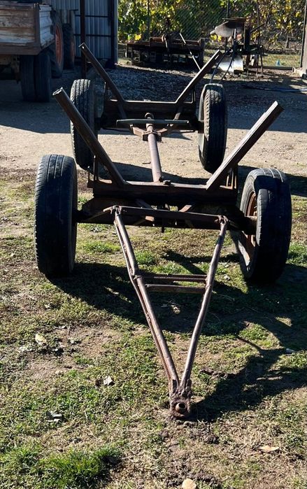 Caruța dupa tractor