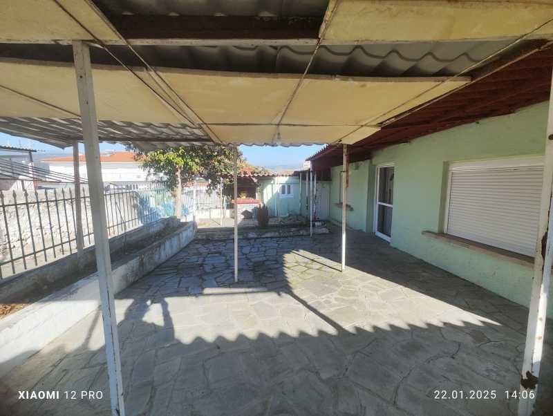 ПРОДАВА Самостоятелна къща в Каряни, Кавала