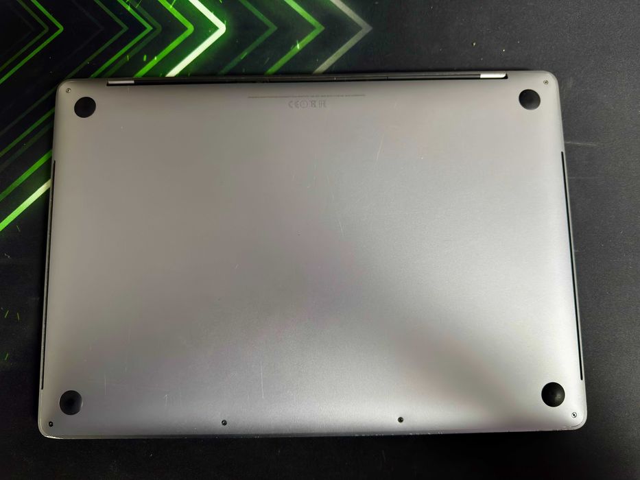 MacBook Pro 15-inch, 2016, 16 GB Ram, 256 GB SSD, A1707