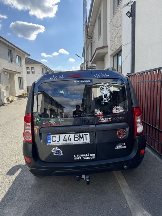 Vînd Dacia Logan MCV