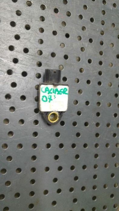 Senzor impact dodge caliber p04672311aa
