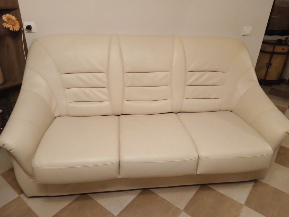 Кожени Дивани 2бр.