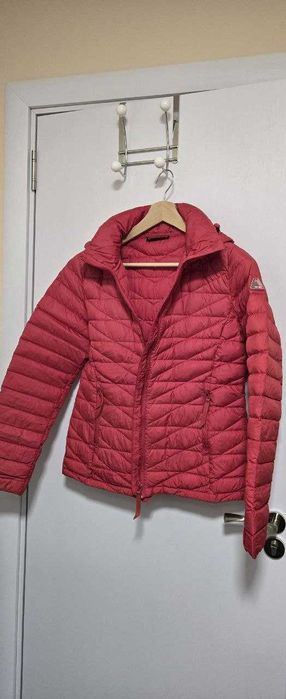 Пухено яке от известна марка