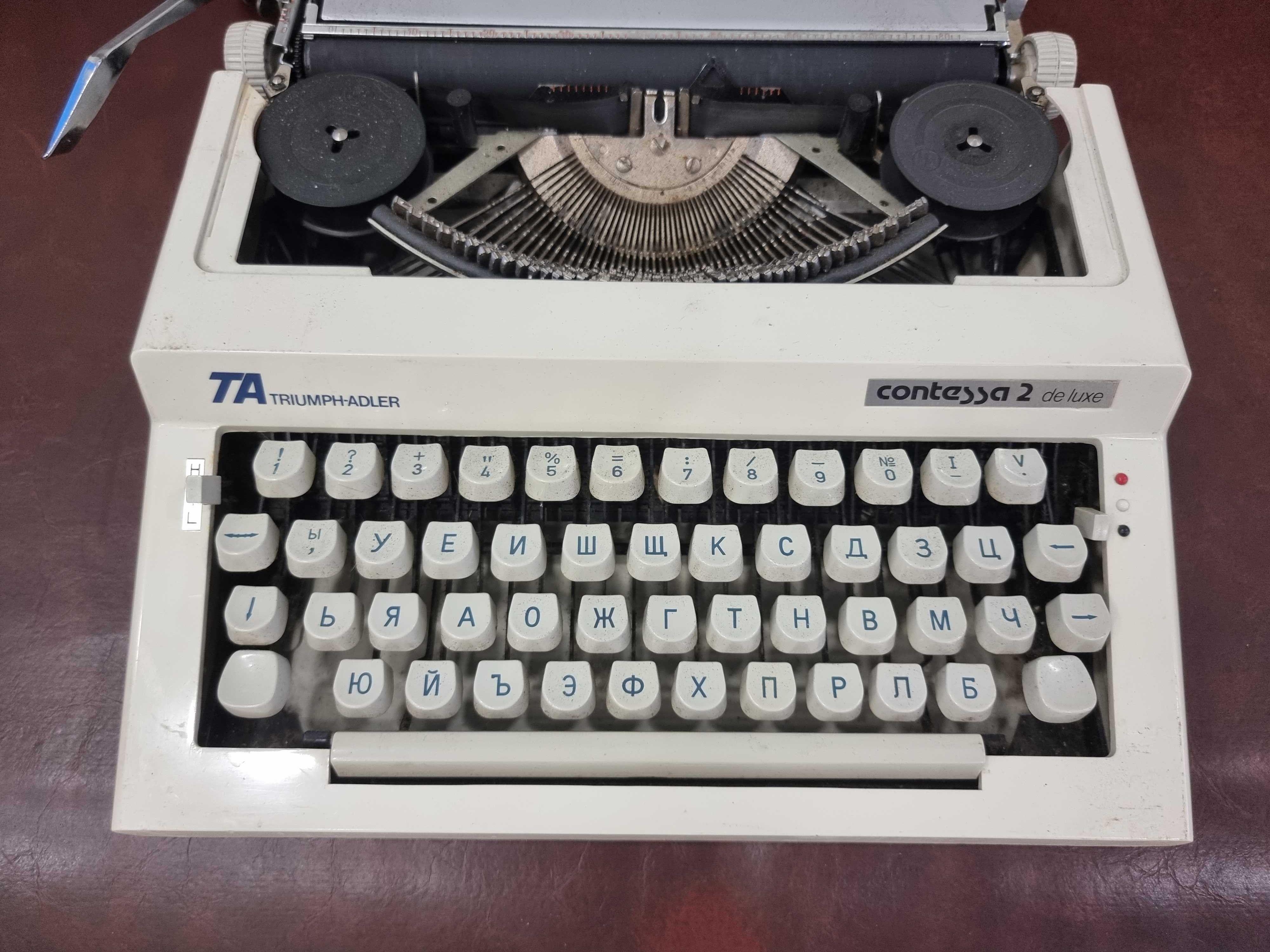 Стара пишеща машина  Contessa 2 de luxe - КИРИЛИЦА