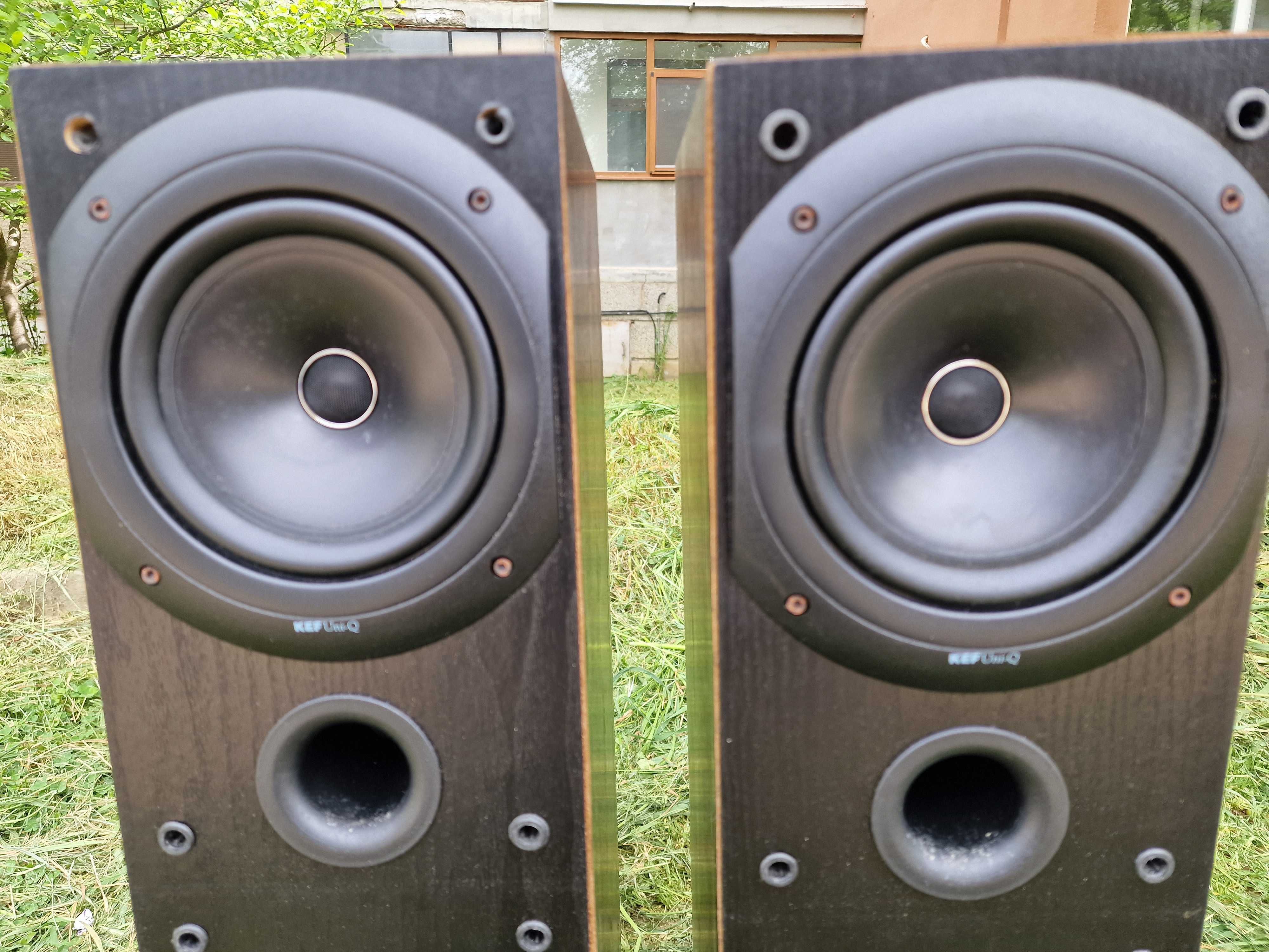 Тонколони KEF Q30