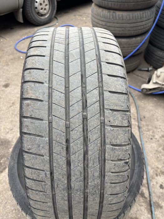 Bridgestone 225/40 18 дот20