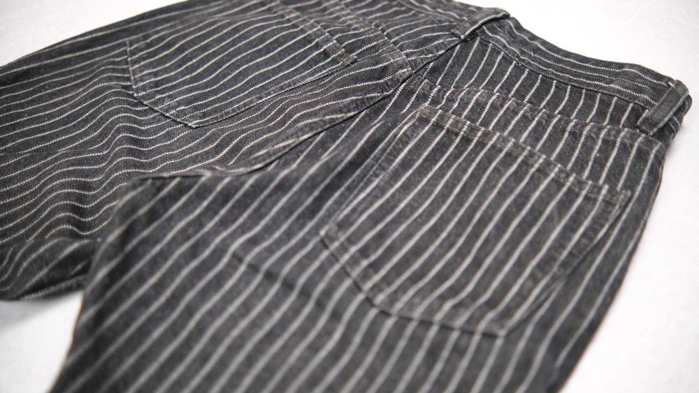 Blugi dama cu talie inalta Zara negri cu dungi albe marimea 34 ca NOI