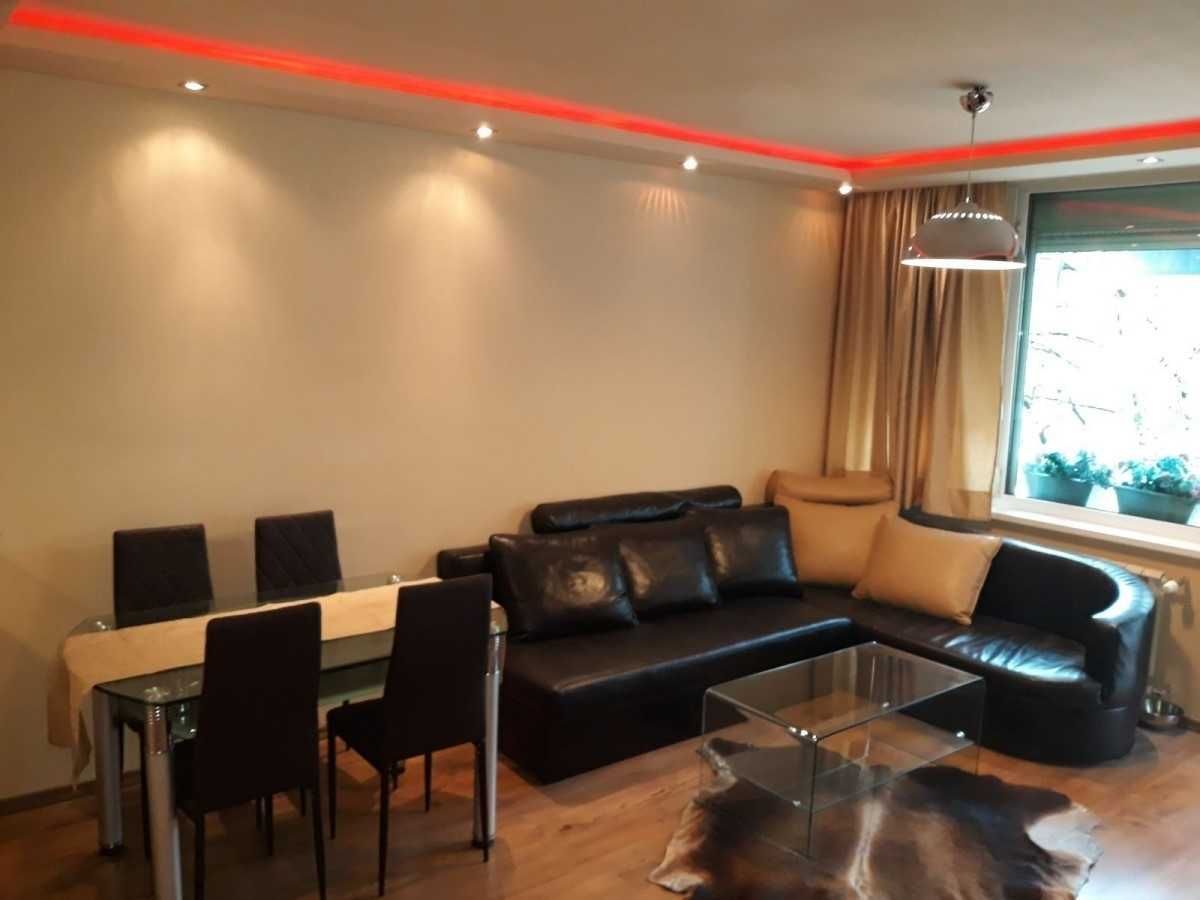 Дава се под наем Тристаен апартамент в София, Зона Б-19 - 80 кв.м за 700 € - Снимка #5