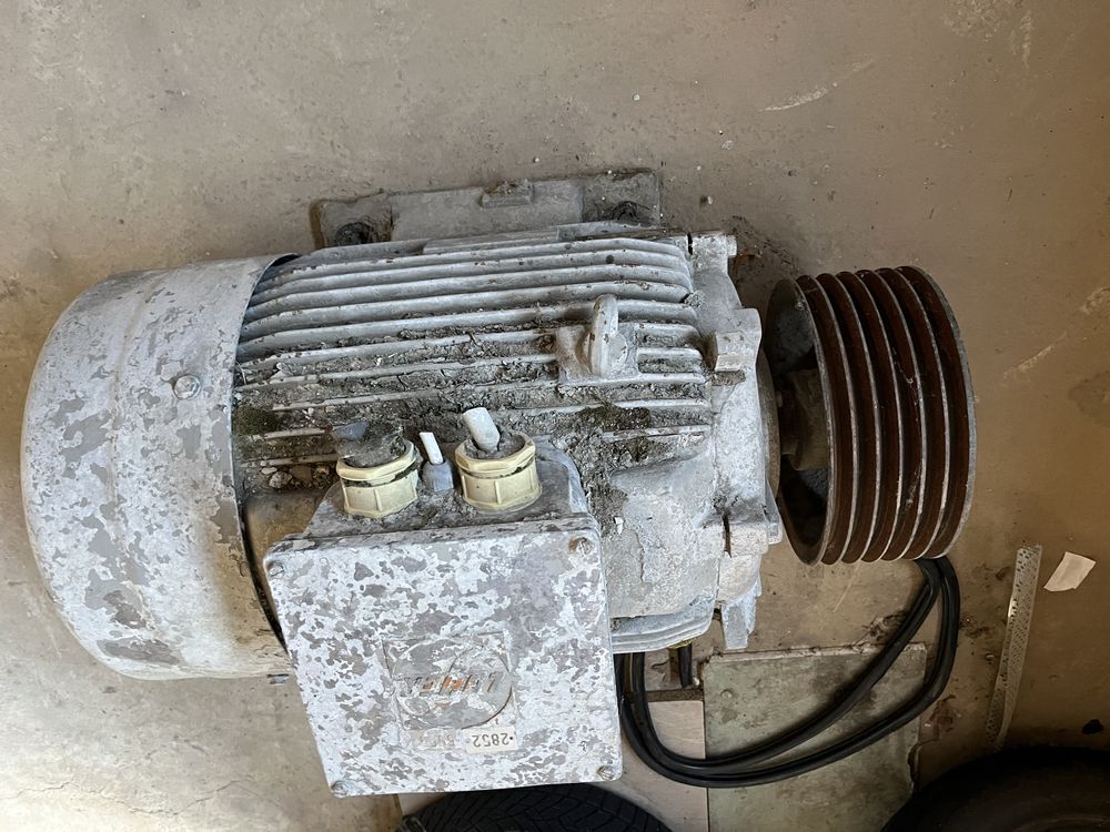 Motor electric de 38 kw / 1480 rot