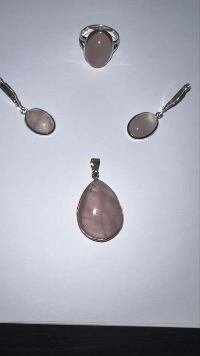 Set de argint cu piatră de opal