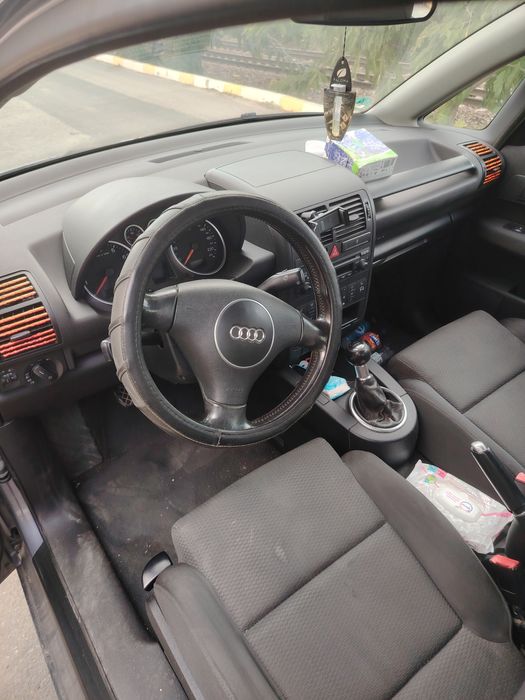 Audi A2 1.6 benzină