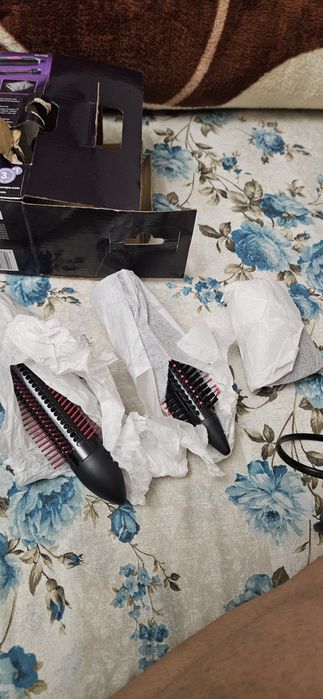 Vand perie de uscat parul Remington NOUĂ.