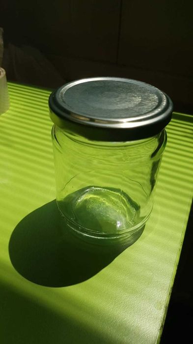 Vand sticle si borcane sticla, doar la palet. Import. Cuplaj TIR.