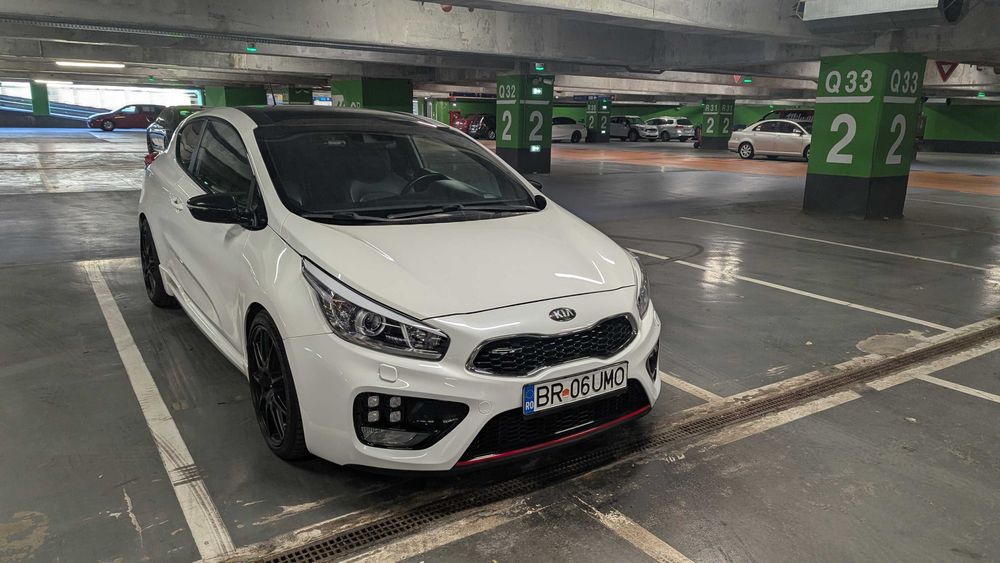 Kia Cee'd GT 1st Edition 2014 - 1.6 T-GDI 204CP