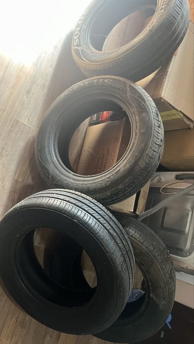 Шины Kumho летние 205/65 Р16 почти новые