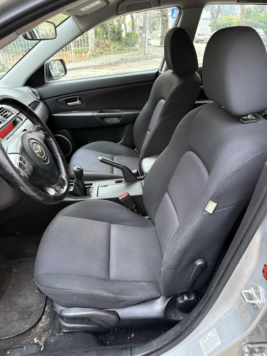 Mazda 3 1.6 DOHC 2008 Diesel Климатроник Лети джанти Всичко платено