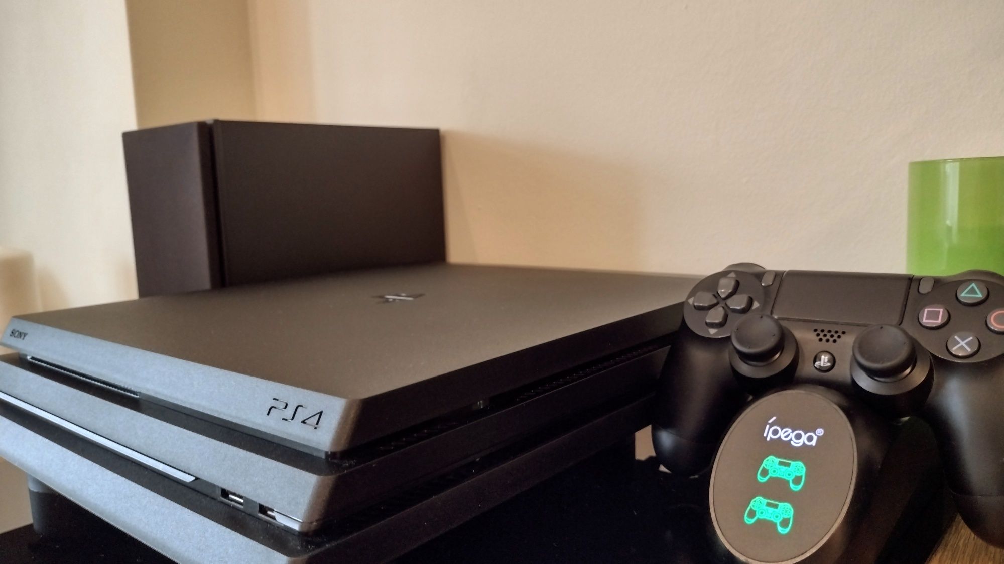 PlayStation 4 pro 1TB