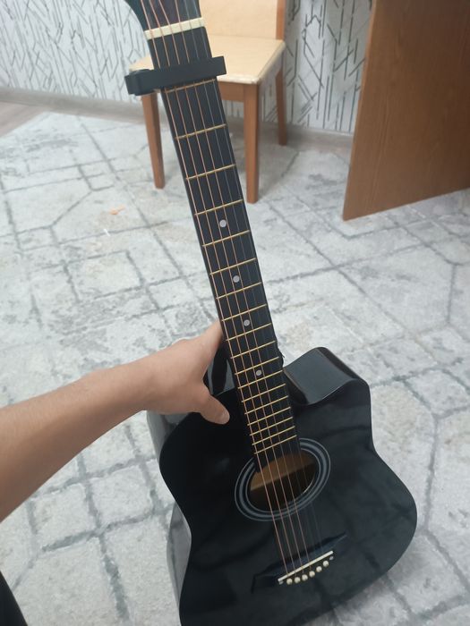 Продается гитара