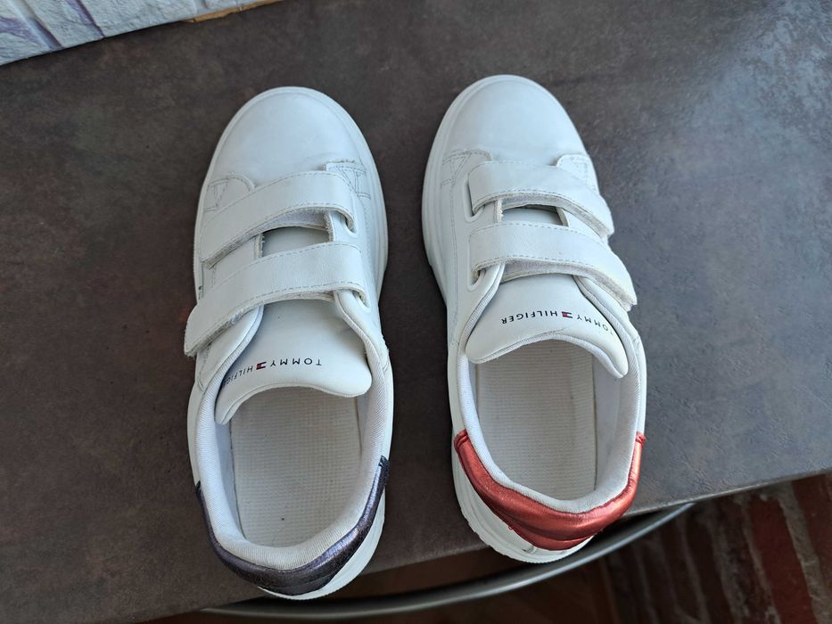 детски маратонки,кецове,спортни обувки,Tommy Hilfiger,ном,33за момче
