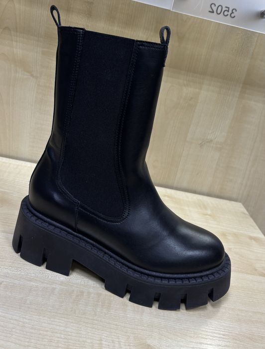 Новые женские полусапоги GIOVANNI FABIANI