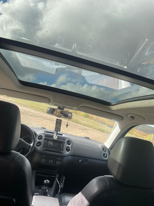 Vând sau schimb  tiguan