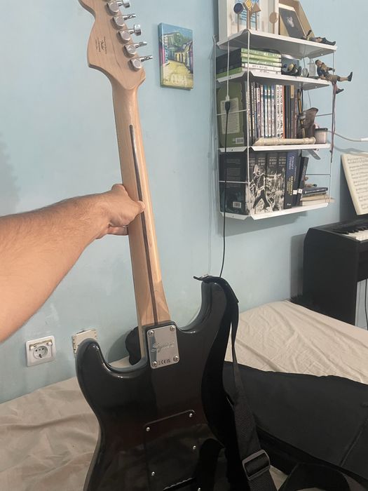 Fender Squier Strat + усилвател