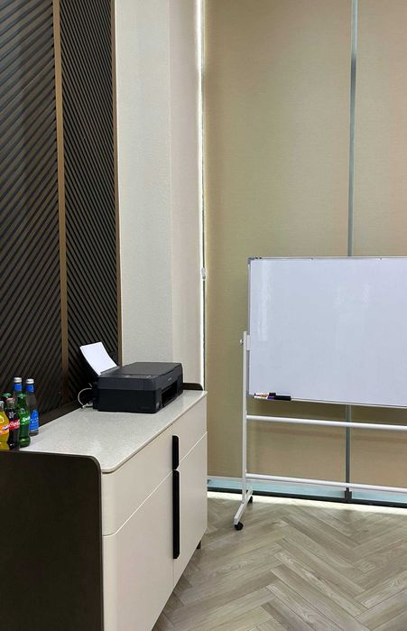 Конференц-зал на 14 человек,центр города,аренда на выгодных условиях