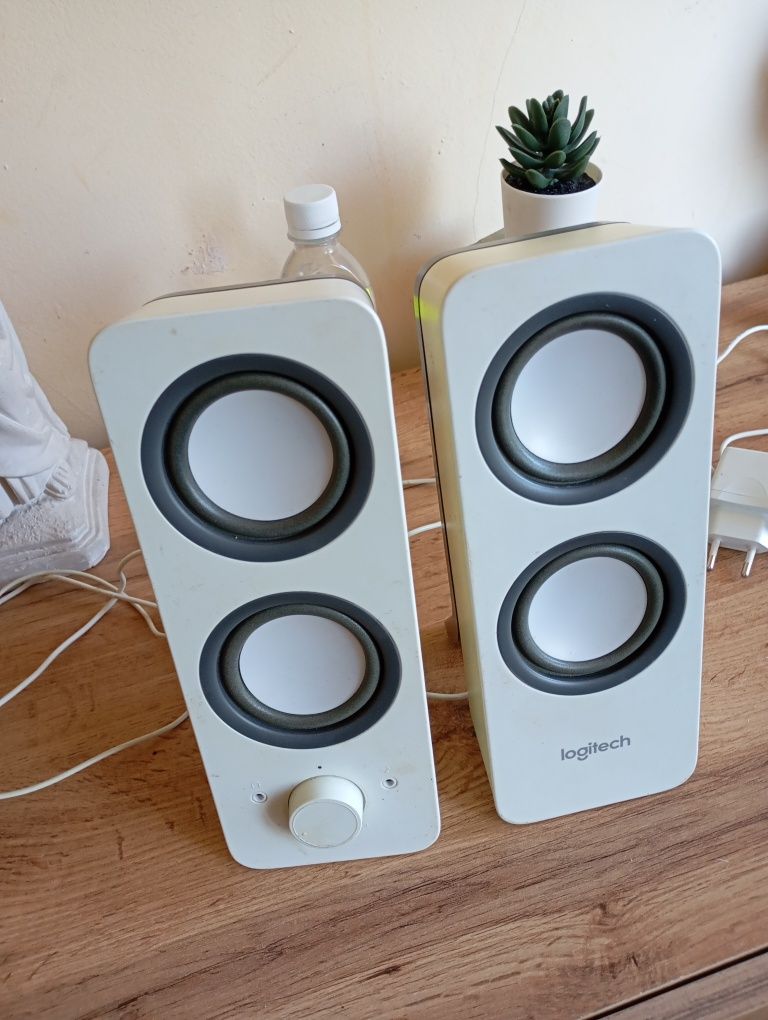Тонколони logitech