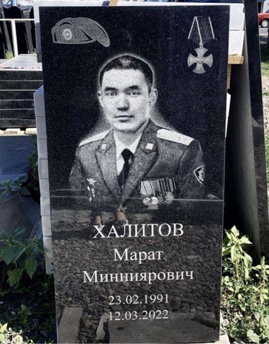 Гранитные памятники Памятники на заказ Установка памятников