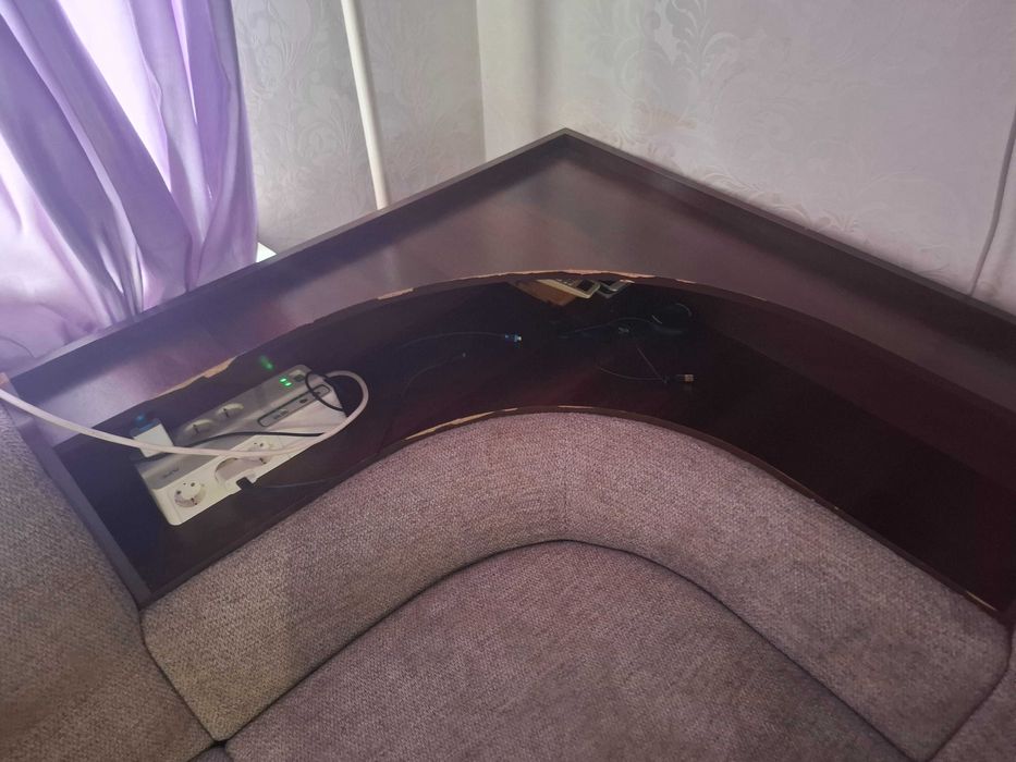 Угловой диван б/у