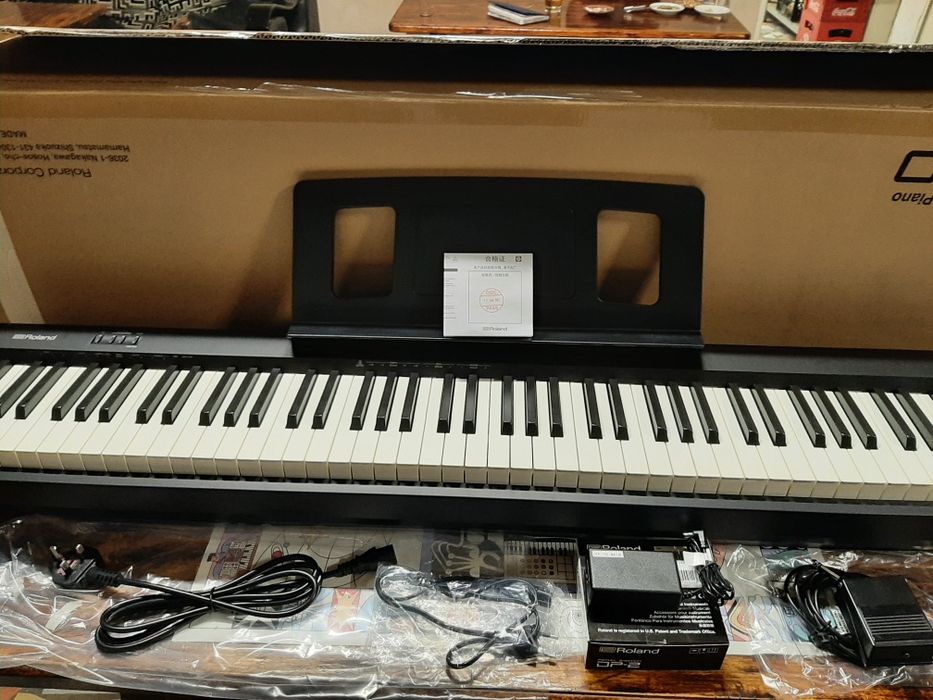 Roland FP-10-BK Дигитално Stage пиано