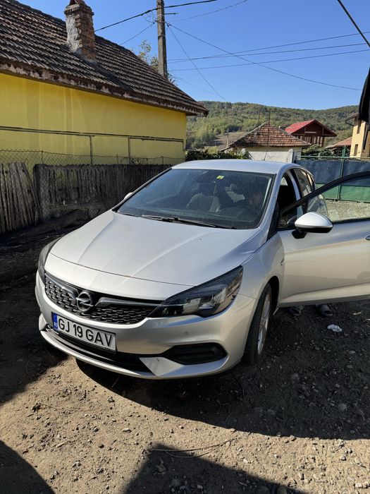 Opel astra hatchback 2021