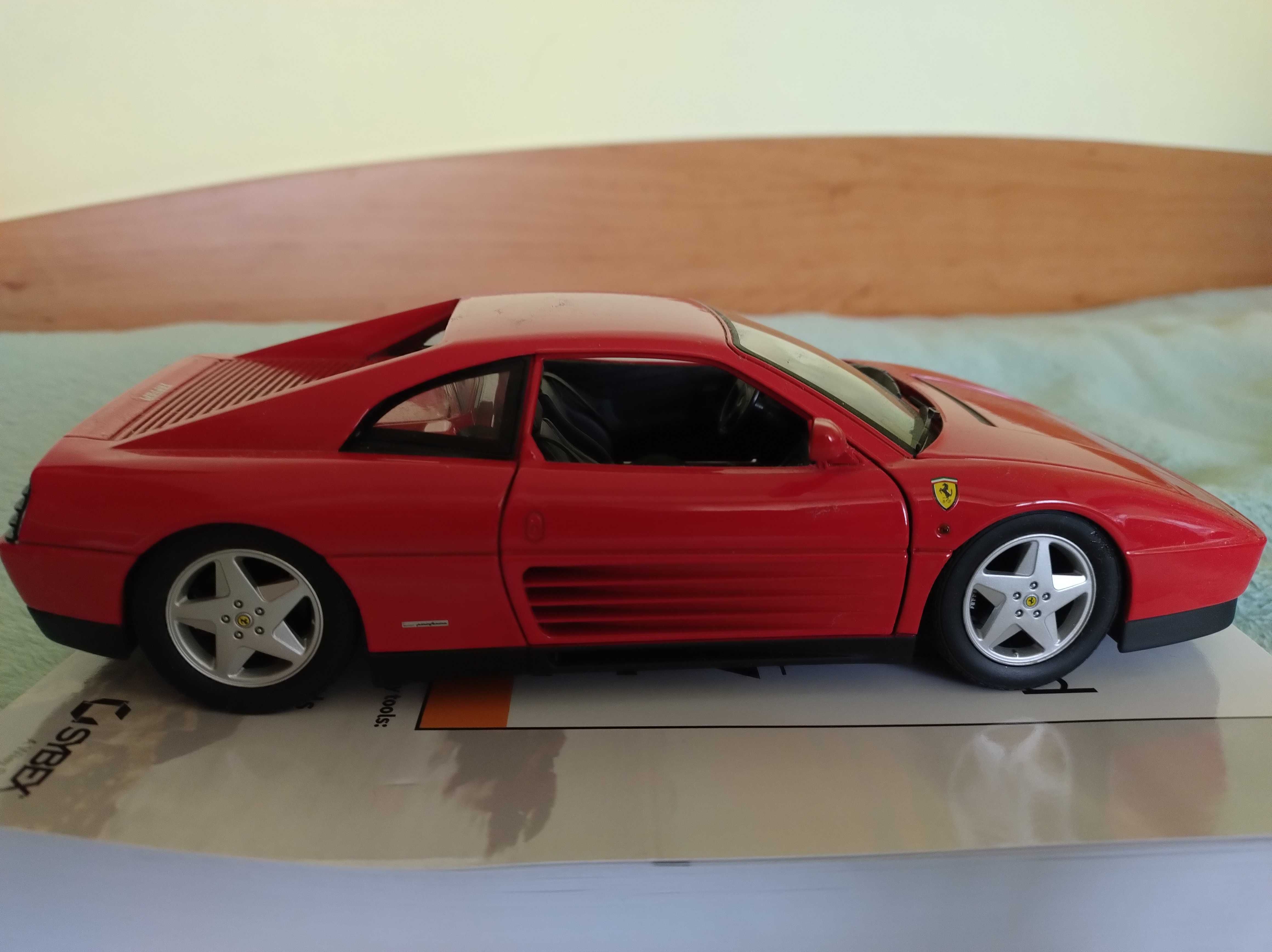 Ferrari 348 TB 1/18, Hotwheels