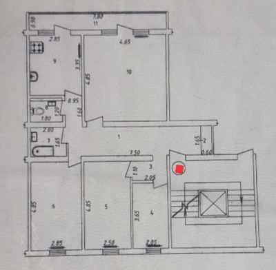 Срочно продаю в центре круг Россия гостиницы франция без ремонта