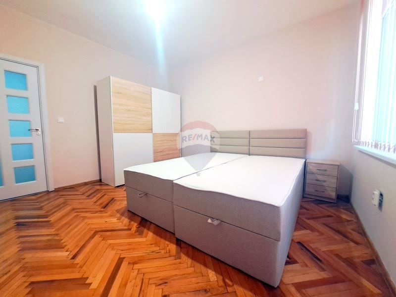 Дава се под наем Четиристаен апартамент в Варна, Окръжна болница - 103 кв.м за 765 € - Снимка #7