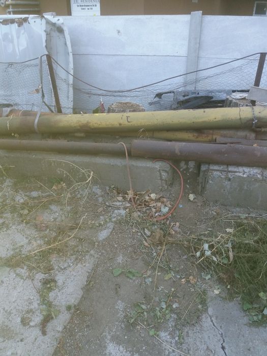 Stâlpi pentru hale,zincati noi.