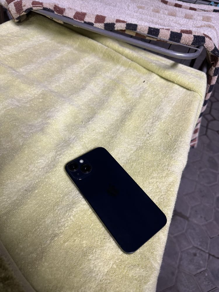 Продам айфон 14