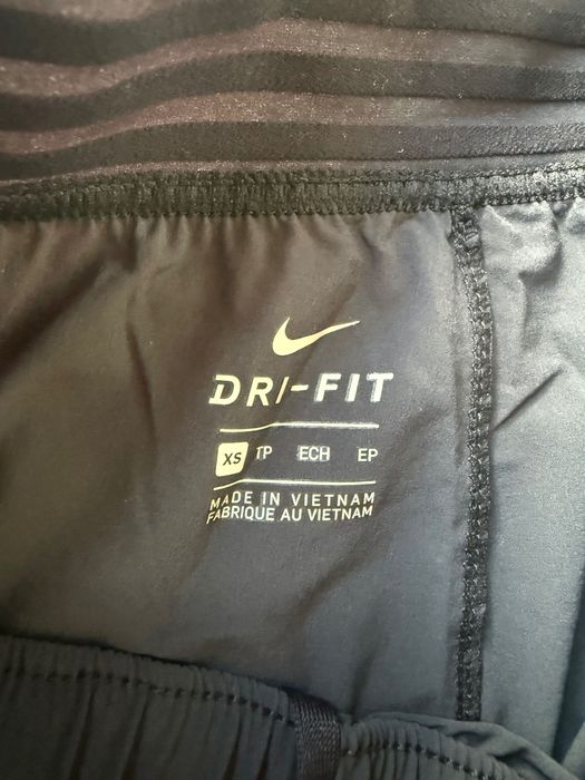 Дамско долнище Nike