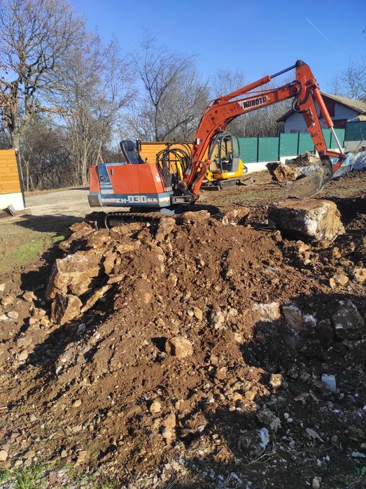 Услуга с мини багер 3т дренажи ями основи изкореняване на дървета