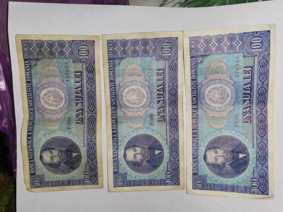 Vând bacnote de 100 lei din 1966