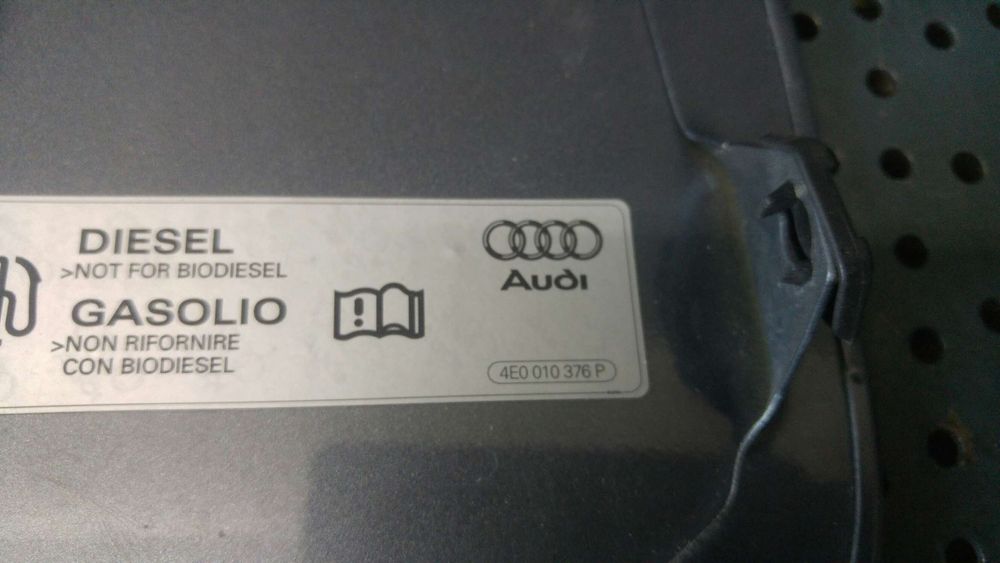 Capac usita rezervor audi a4 b7 8e 4e0010376p